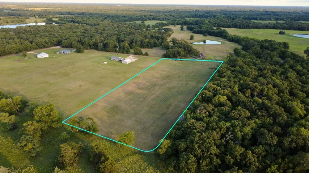 336 County Road 1118 Brashear, TX 75420