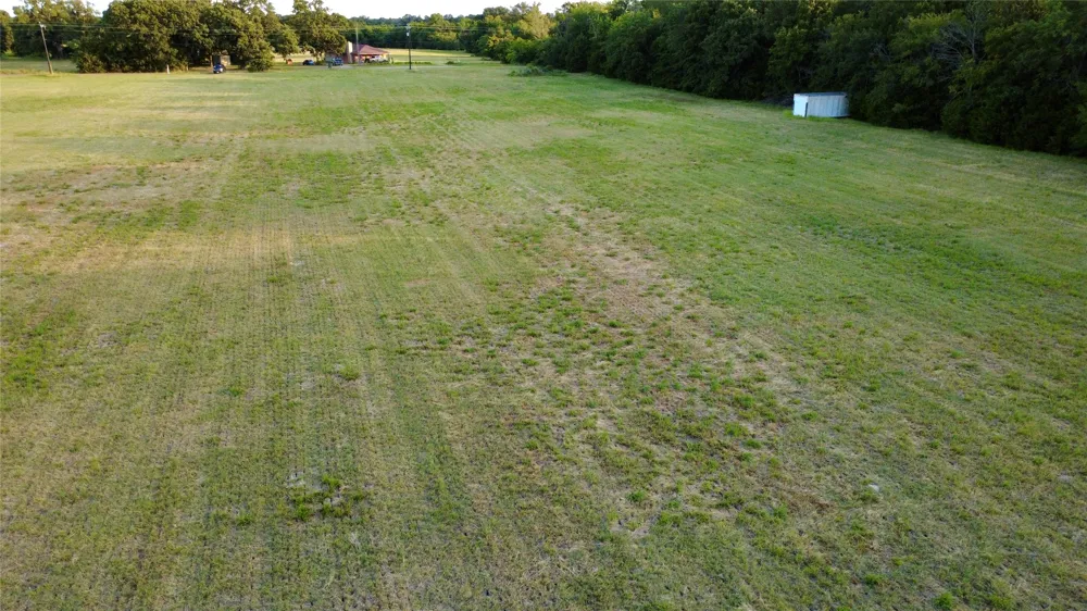 336 County Road 1118 Brashear, TX 75420