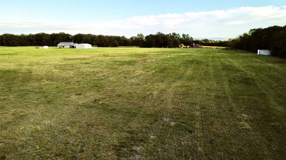 336 County Road 1118 Brashear, TX 75420