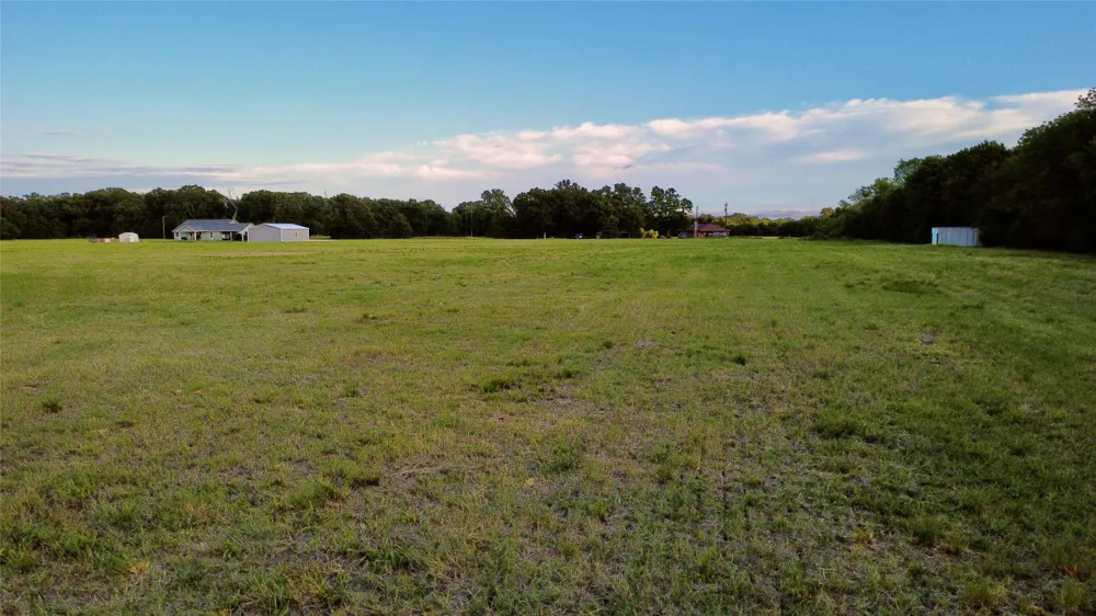 336 County Road 1118 Brashear, TX 75420