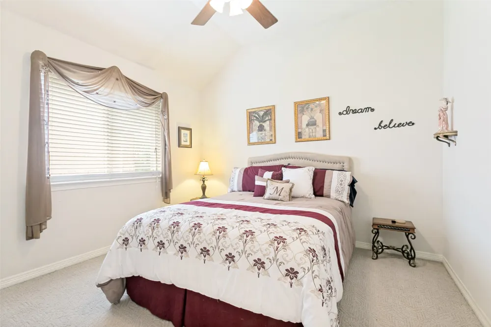 2304 Castlegate Drive Corinth, TX 76210