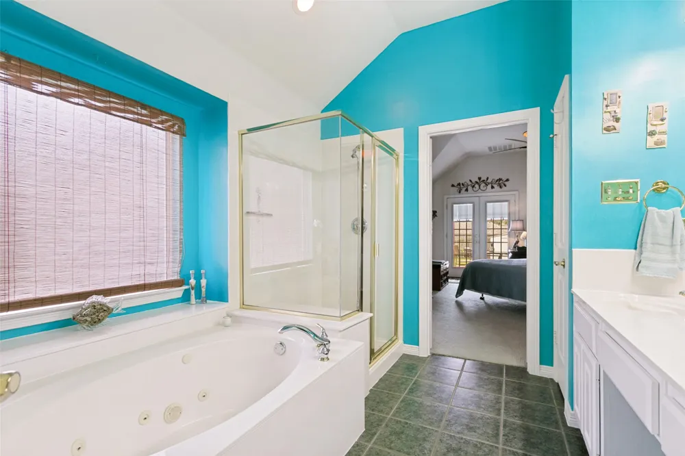 2304 Castlegate Drive Corinth, TX 76210