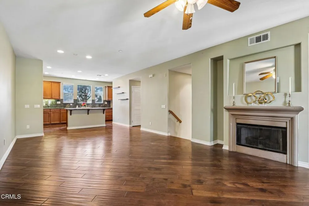 4505 Via Del Sol Camarillo, CA 93012