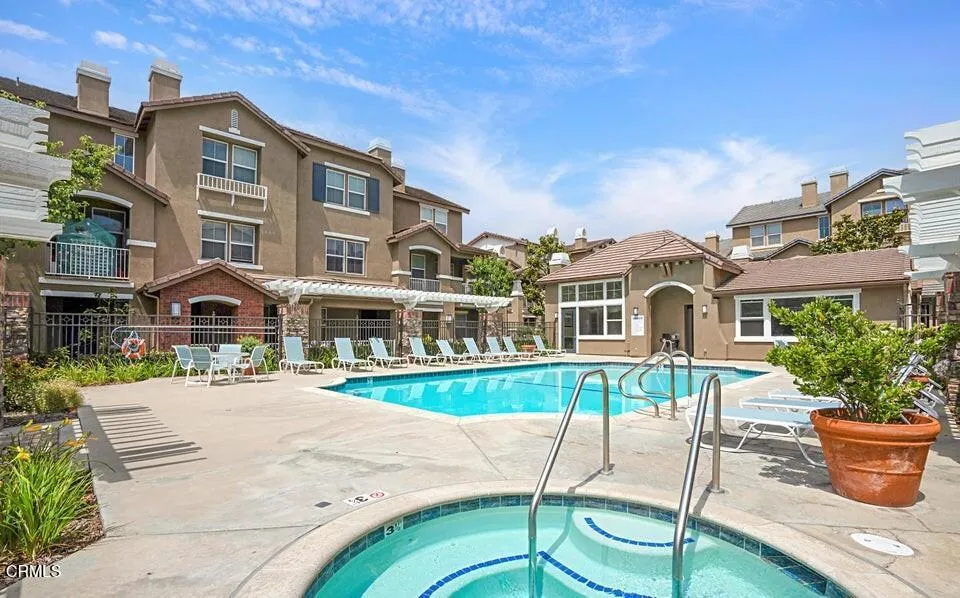 4505 Via Del Sol Camarillo, CA 93012