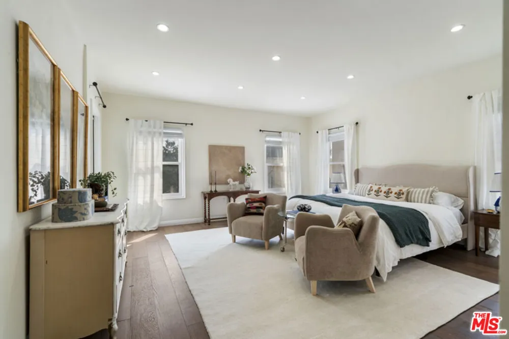 1810 Westmoreland Boulevard Los Angeles, CA 90006