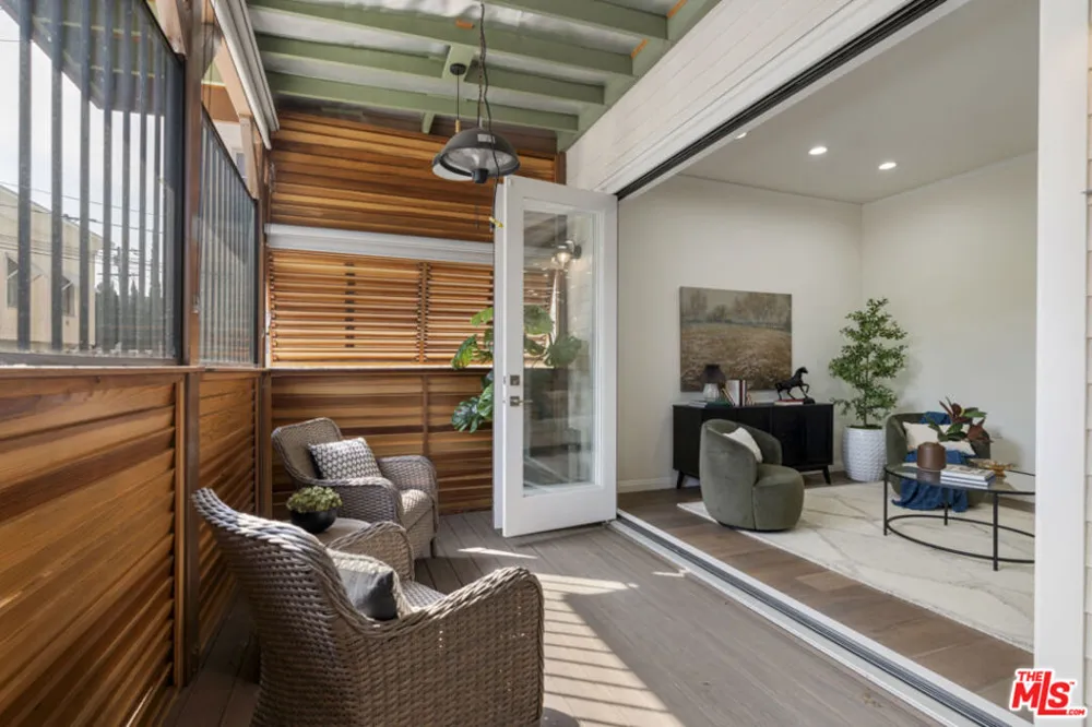1810 Westmoreland Boulevard Los Angeles, CA 90006