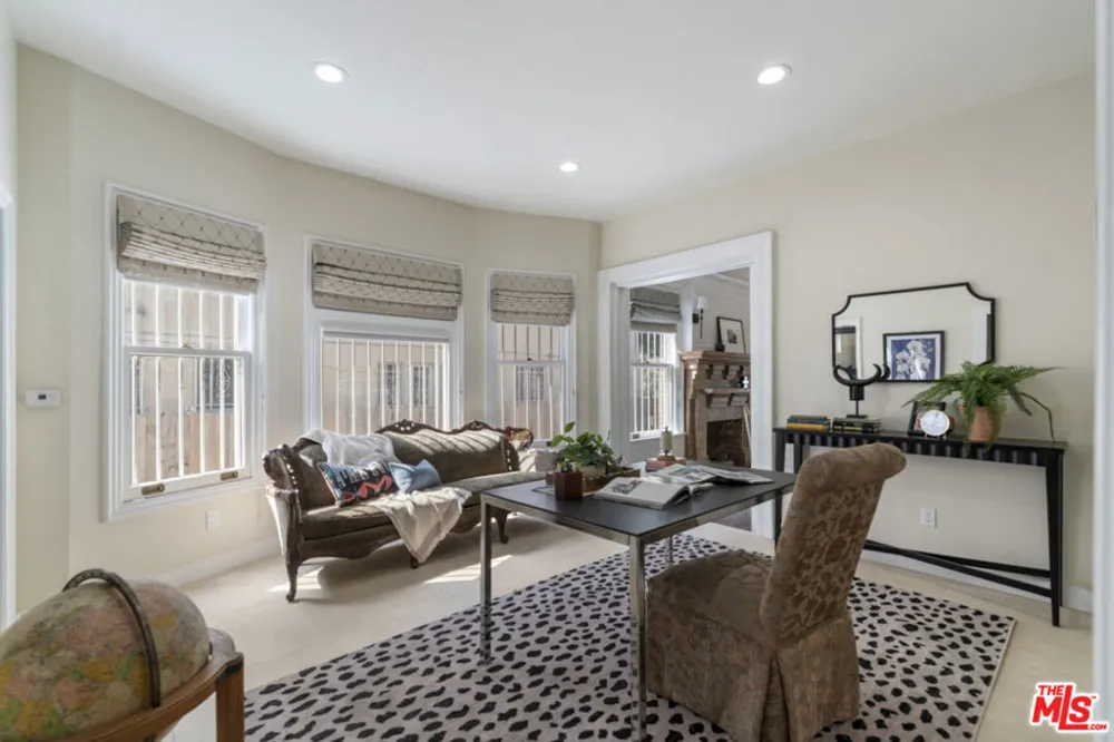 1810 Westmoreland Boulevard Los Angeles, CA 90006