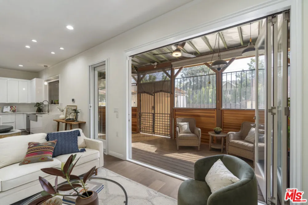 1810 Westmoreland Boulevard Los Angeles, CA 90006
