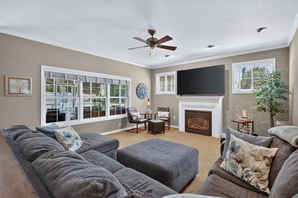 15 Longmeadow Lane Niles, MI 49120