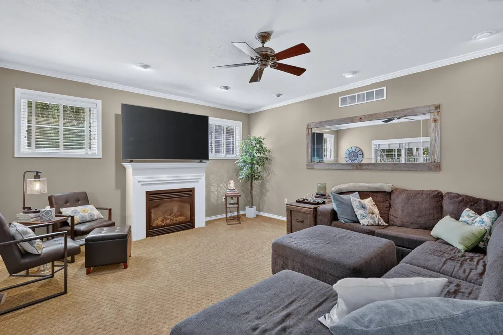 15 Longmeadow Lane Niles, MI 49120