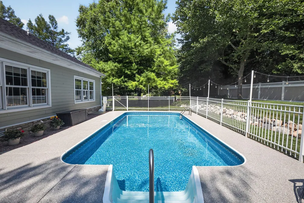 15 Longmeadow Lane Niles, MI 49120