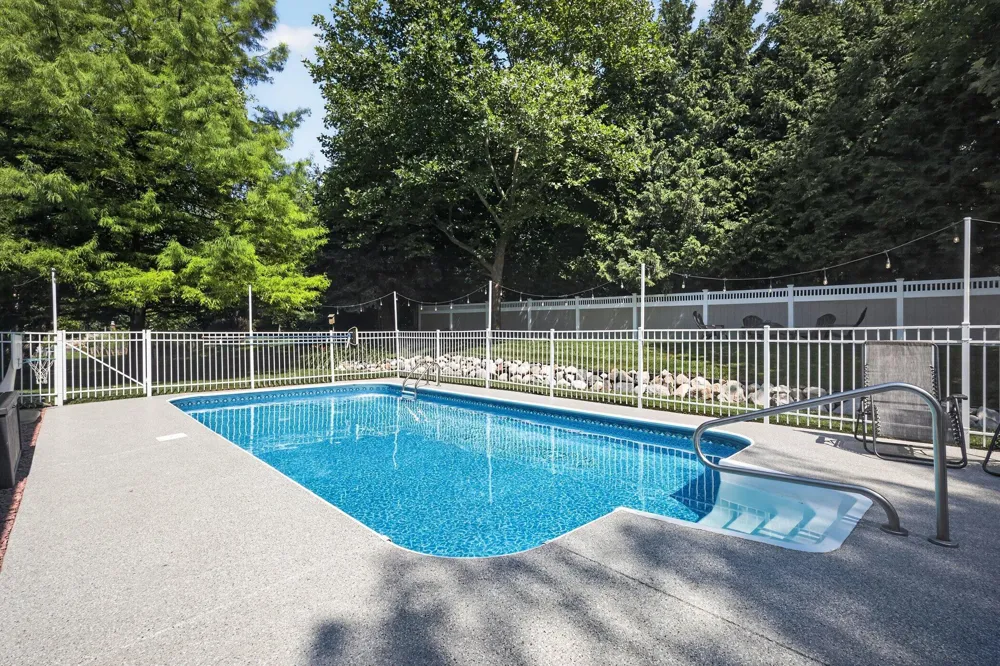 15 Longmeadow Lane Niles, MI 49120