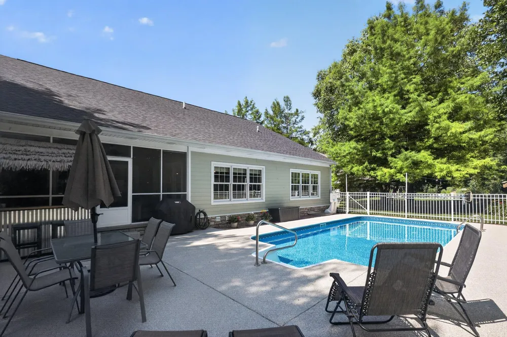 15 Longmeadow Lane Niles, MI 49120