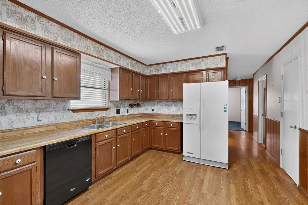 8487 County Road 308 Terrell, TX 75161