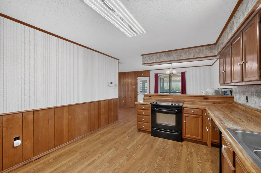 8487 County Road 308 Terrell, TX 75161