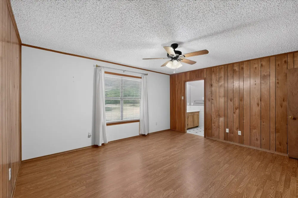 8487 County Road 308 Terrell, TX 75161