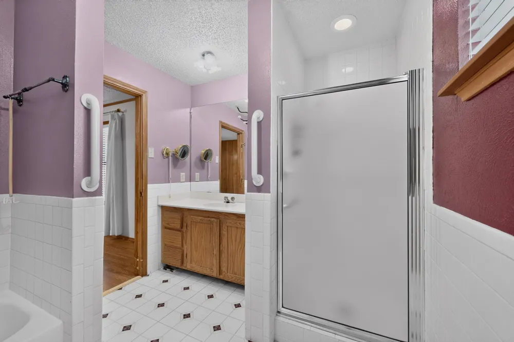 8487 County Road 308 Terrell, TX 75161
