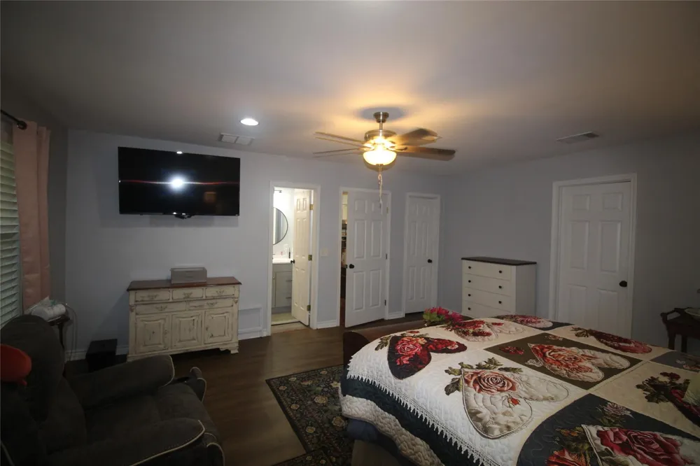 1319 Tammye Lane W Madisonville, TX 77864