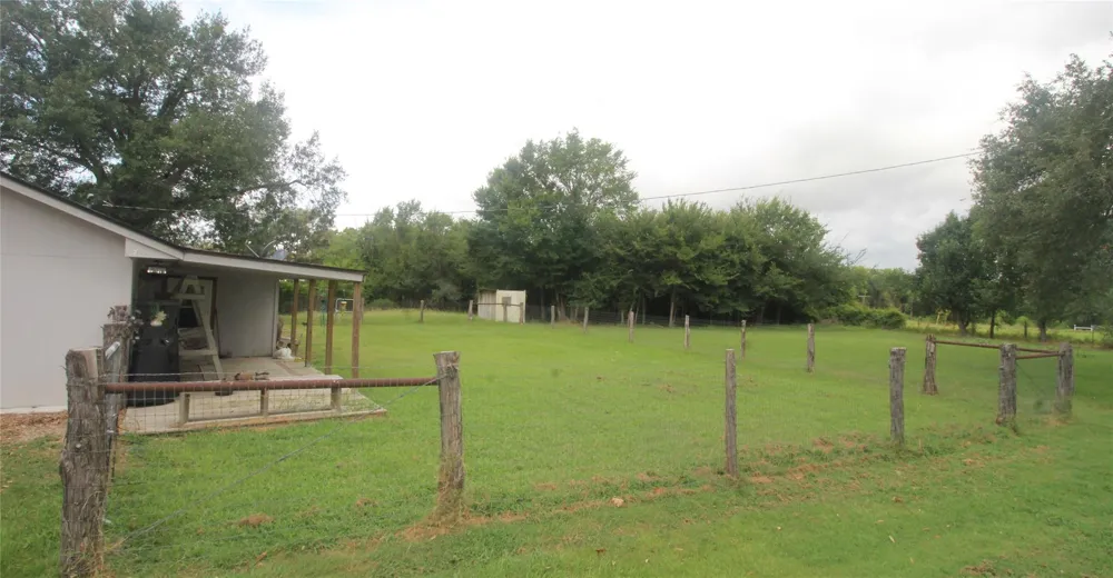 1319 Tammye Lane W Madisonville, TX 77864