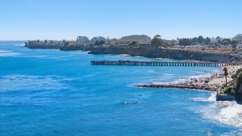 100 Oakland Capitola, CA 95010