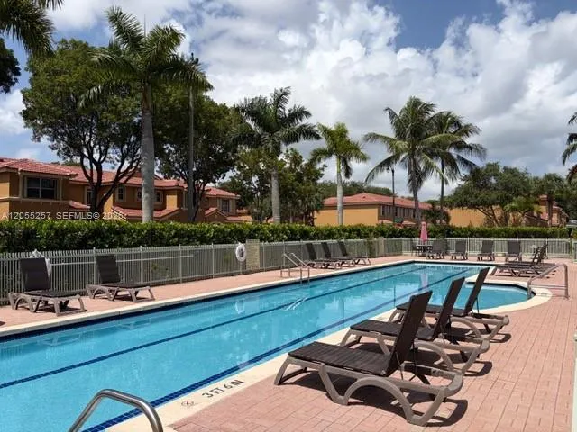8423 S NW 138th Terrace #2802 Miami Lakes, FL 33016
