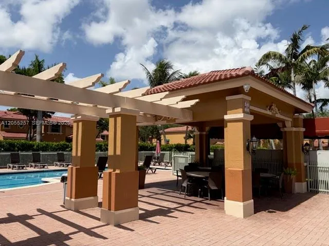 8423 S NW 138th Terrace #2802 Miami Lakes, FL 33016