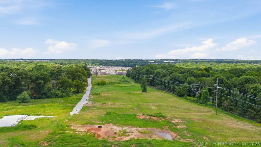 13 S 193rd Avenue E Broken Arrow, OK 74014
