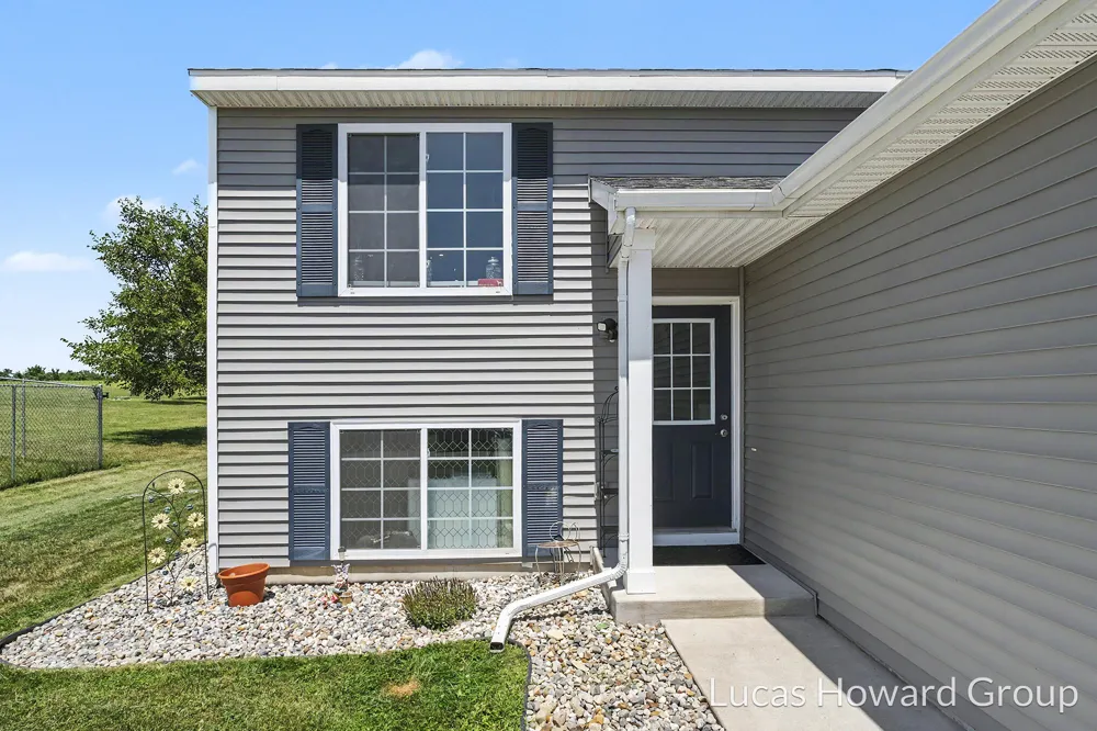 6791 Sydney Street Ionia City, MI 48860