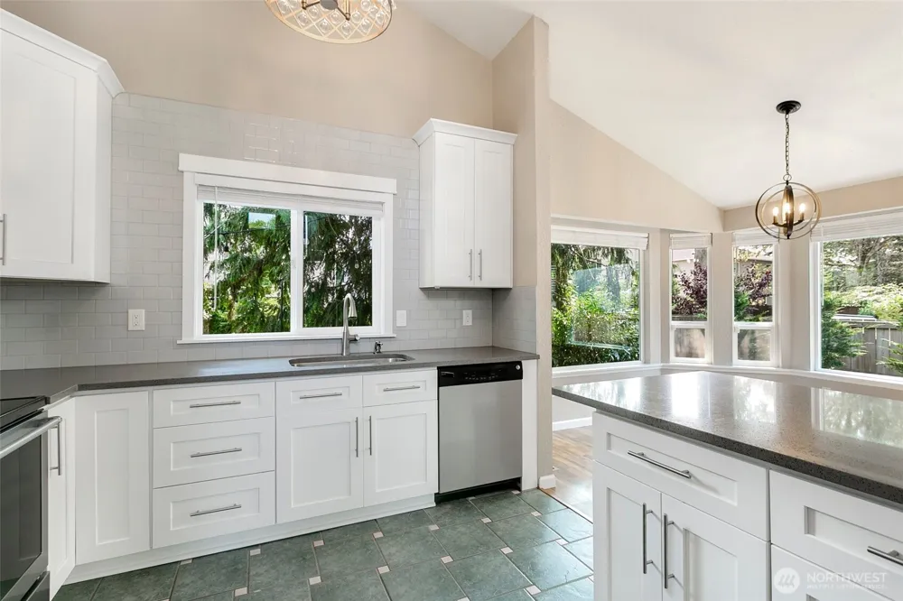 19849 SE 267th Place Covington, WA 98042