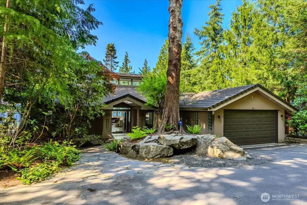 1385 E Ludlow Ridge Road Port Ludlow, WA 98365