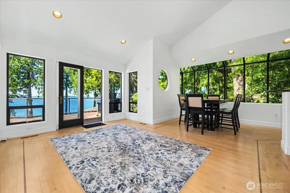 1385 E Ludlow Ridge Road Port Ludlow, WA 98365
