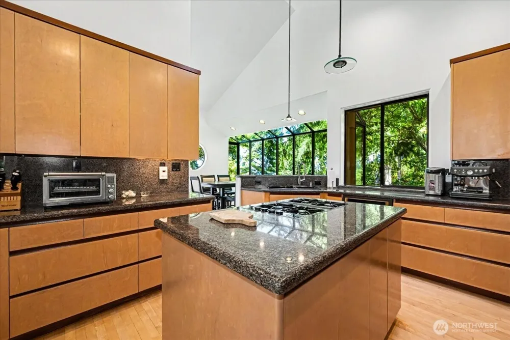 1385 E Ludlow Ridge Road Port Ludlow, WA 98365