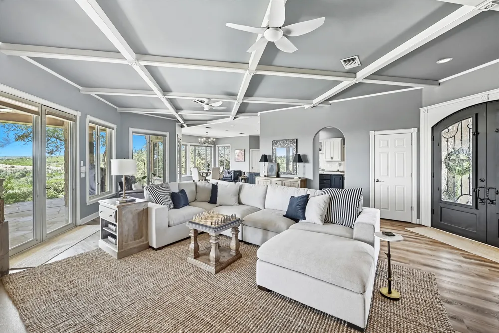 8075 Mount Sharp Road Wimberley, TX 78676