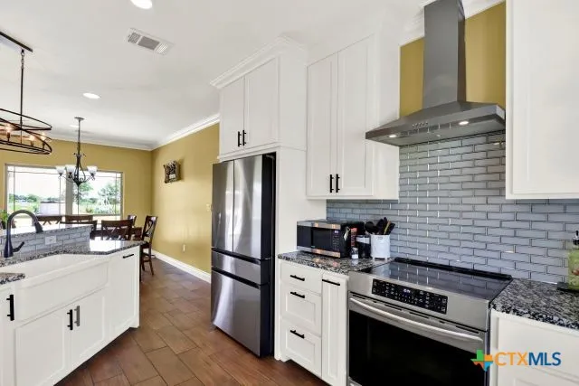 12090 Hunt Hill Road Rogers, TX 76569