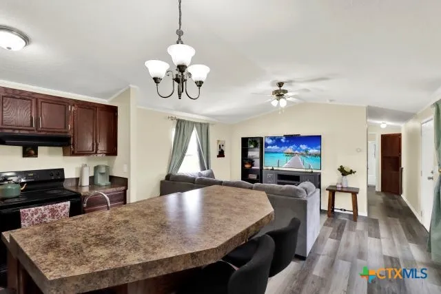 12090 Hunt Hill Road Rogers, TX 76569