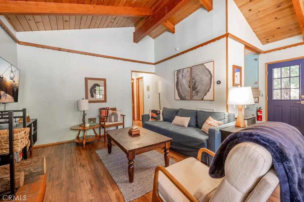 2383 Secret Running Springs, CA 92382