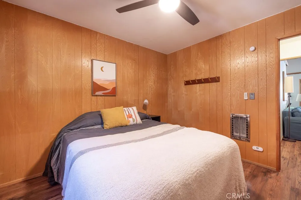 2383 Secret Running Springs, CA 92382