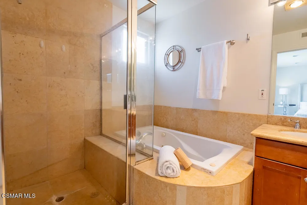1238 22nd Street #3 Santa Monica, CA 90404