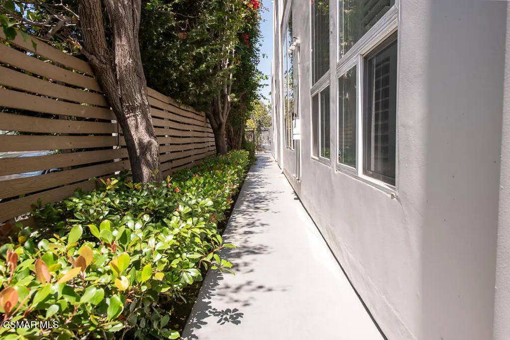 1238 22nd Street #3 Santa Monica, CA 90404