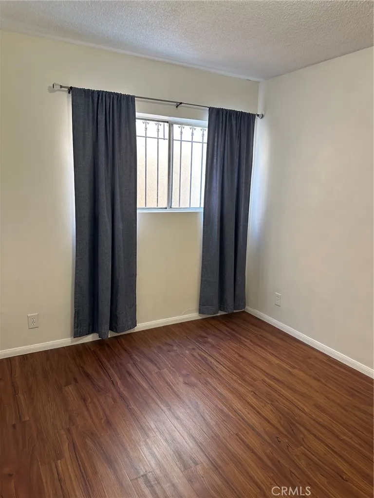 11111 S Osage Inglewood, CA 90304