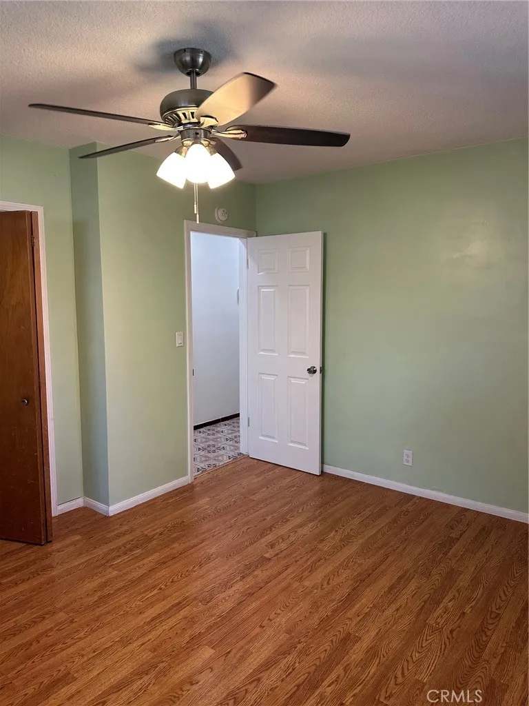11111 S Osage Inglewood, CA 90304