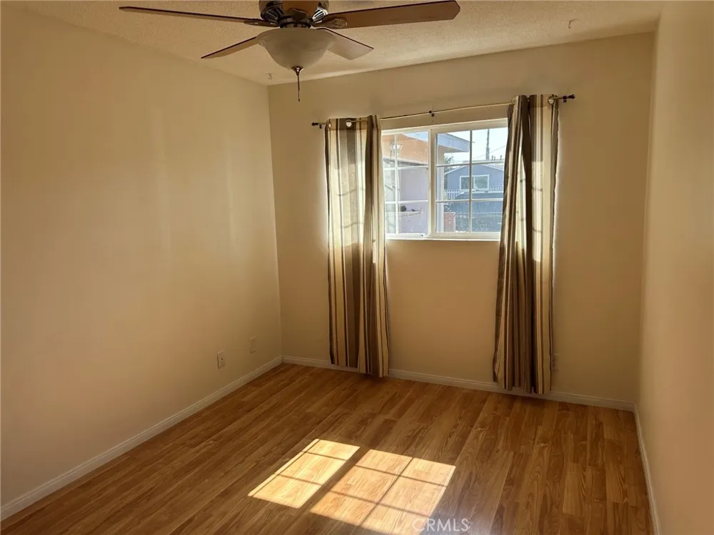 11111 S Osage Inglewood, CA 90304
