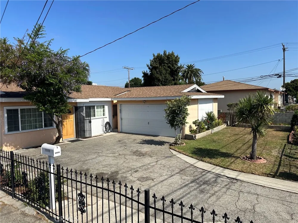 11111 S Osage Inglewood, CA 90304