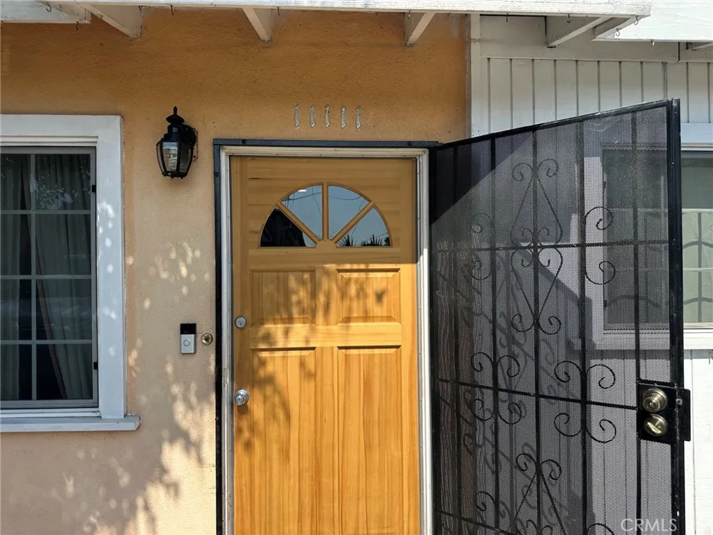 11111 S Osage Inglewood, CA 90304