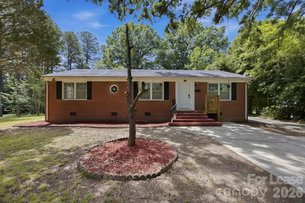 631 Townsend Avenue Gastonia, NC 28052