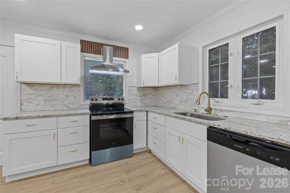 631 Townsend Avenue Gastonia, NC 28052