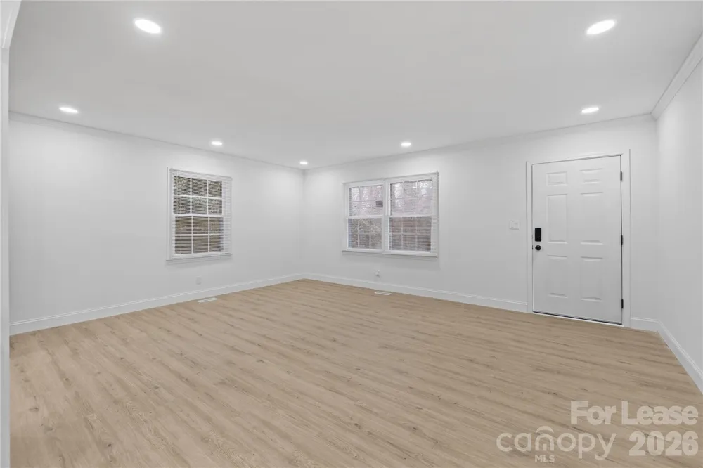 631 Townsend Avenue Gastonia, NC 28052