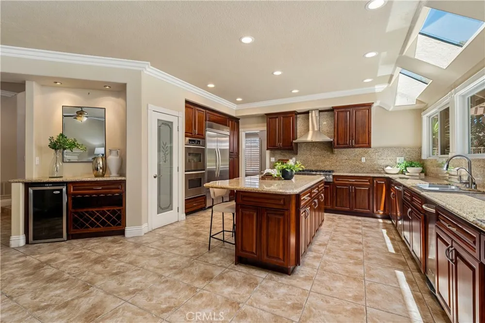 970 S Barton Court Anaheim Hills, CA 92808