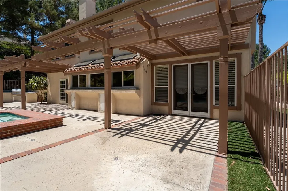 970 S Barton Court Anaheim Hills, CA 92808