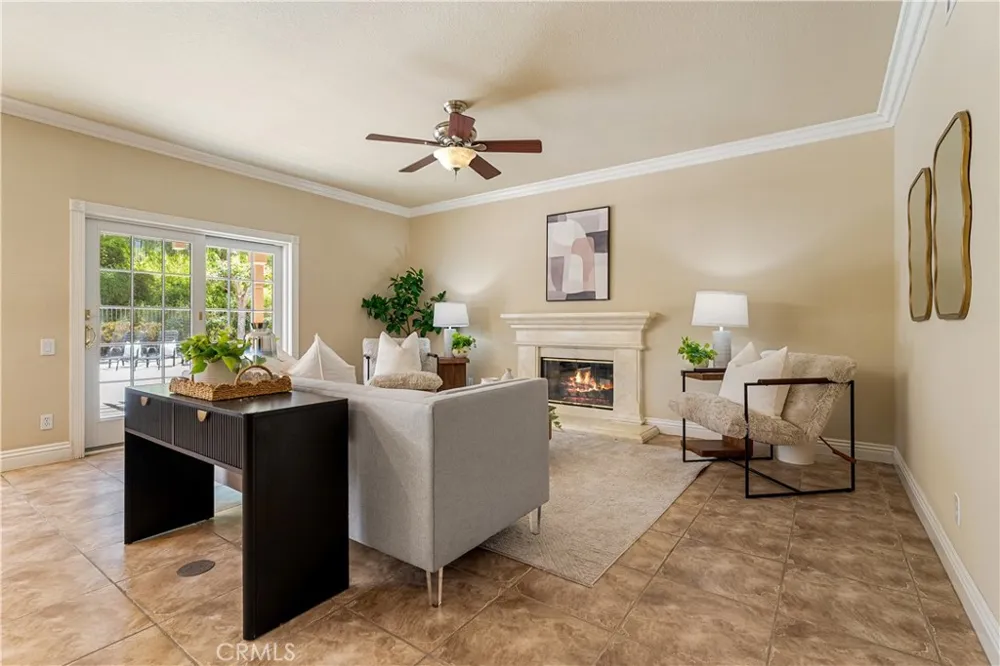970 S Barton Court Anaheim Hills, CA 92808